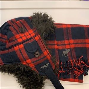 Abercrombie & Fitch Trapper Hat & Scarf